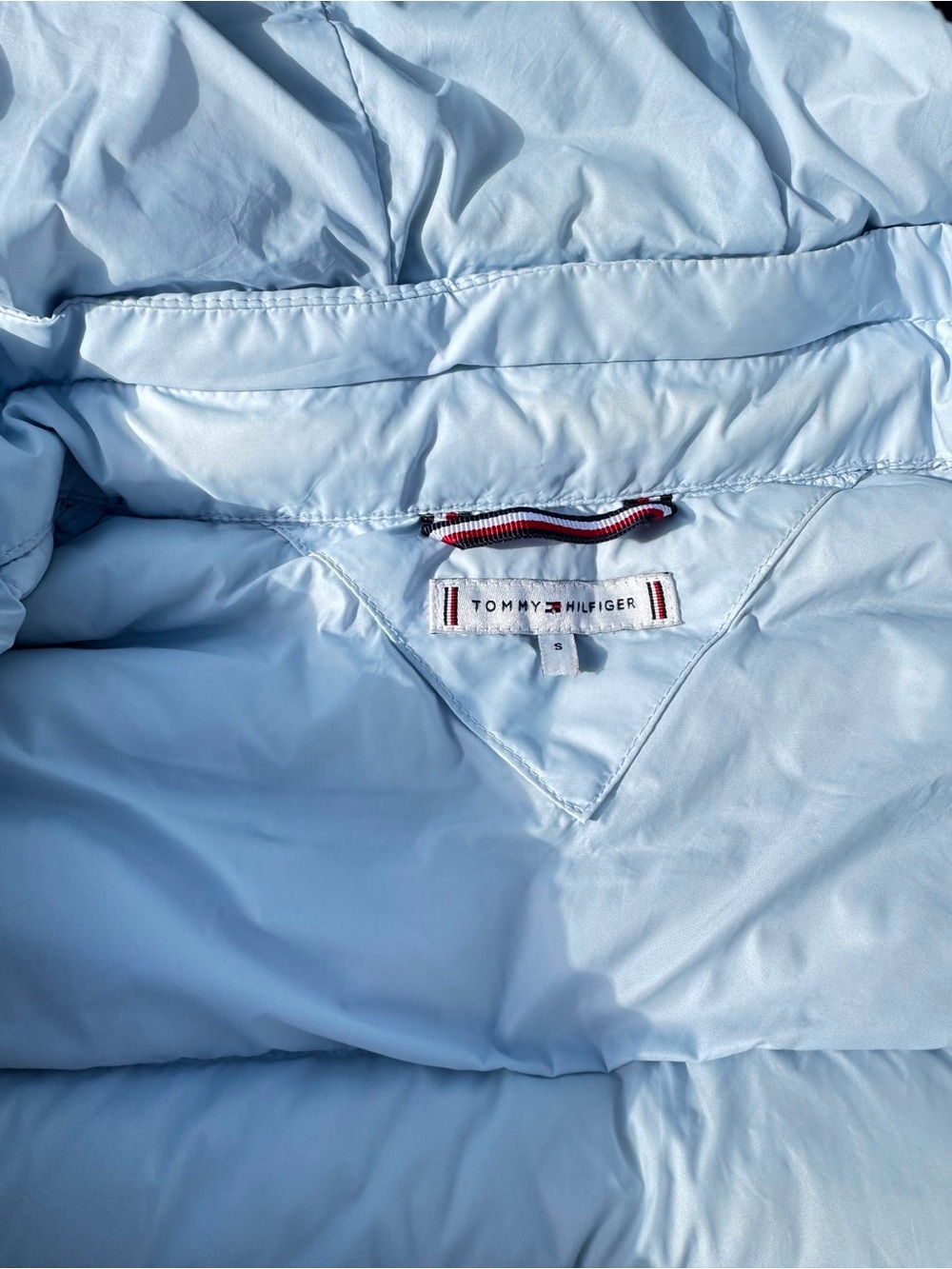 Tommy Hilfiger Women’s Blue Hooded Puffer Jacket - Picture 4 of 5